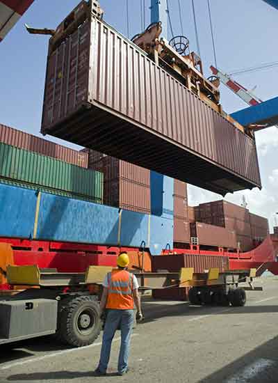 6 Signs You Need Shipping Container Maintenance